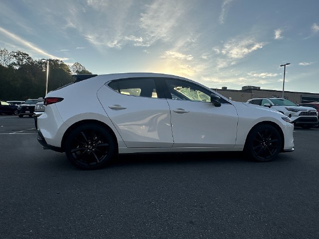 Certified 2024 MAZDA MAZDA3 Hatchback w/Premium Plus Pkg AWD/4WD image 9