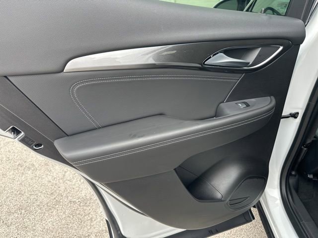 Used 2025 Buick Envision Preferred image 48