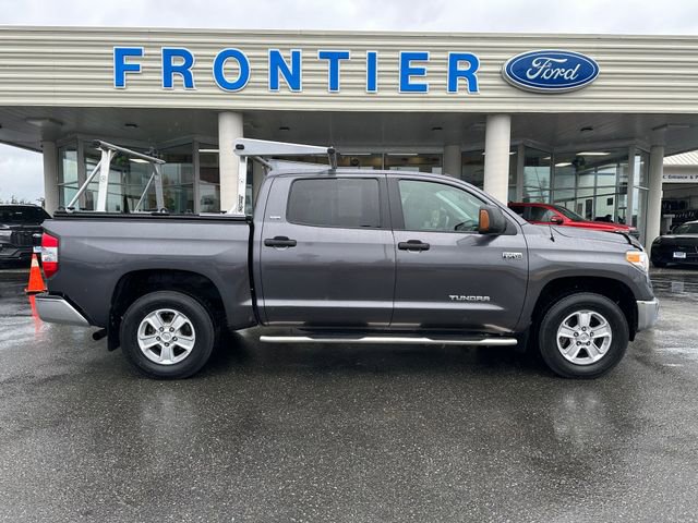 Used 2017 Toyota Tundra SR5 image 2