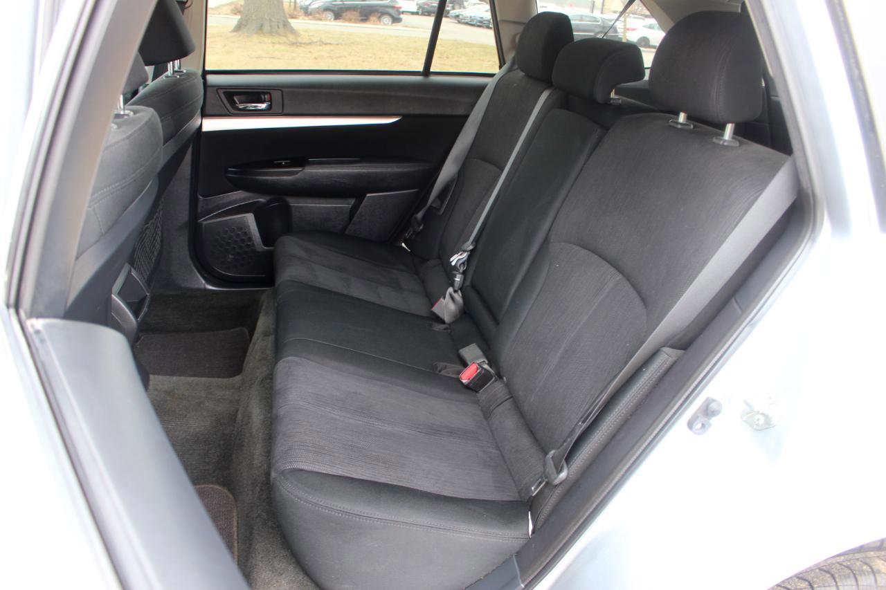 Used 2013 Subaru Outback 2.5i Premium w/ All-Weather Pkg AWD/4WD image 29