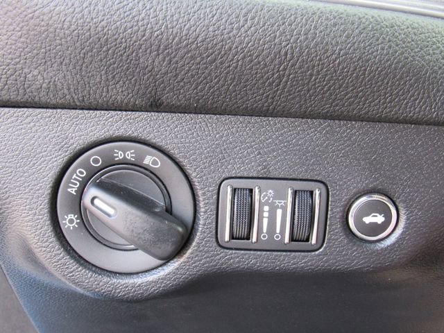 Used 2023 Dodge Challenger R/T w/ Blacktop Package RWD image 25