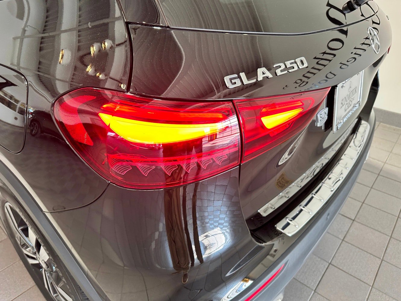Certified 2025 Mercedes-Benz GLA 250 4MATIC w/ Exclusive Package image 37
