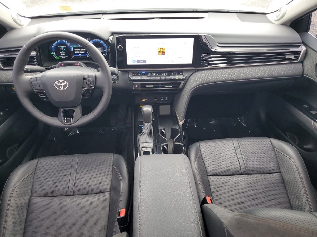 Used 2025 Toyota Camry XLE w/ Premium Plus Package FWD image 25