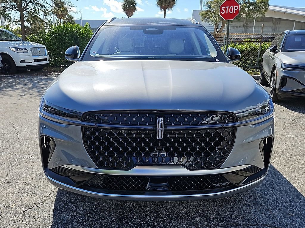 New 2025 Lincoln Nautilus Black Label AWD/4WD image 2