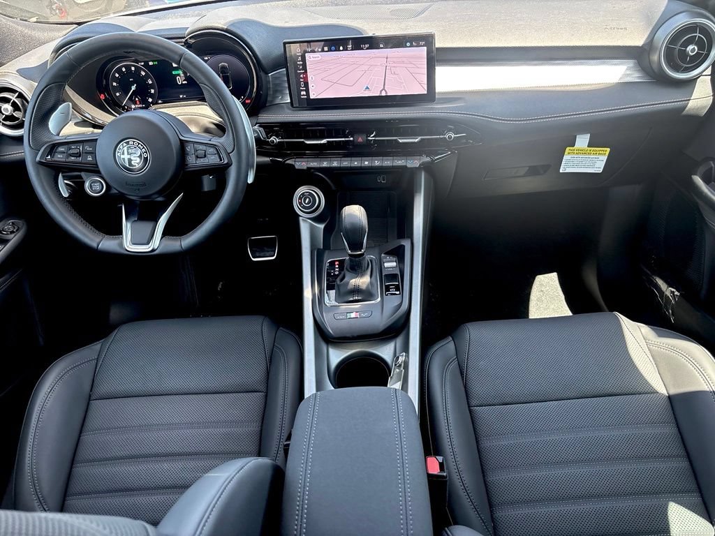 Used 2025 Alfa Romeo Tonale w/ Premium Package AWD/4WD image 11