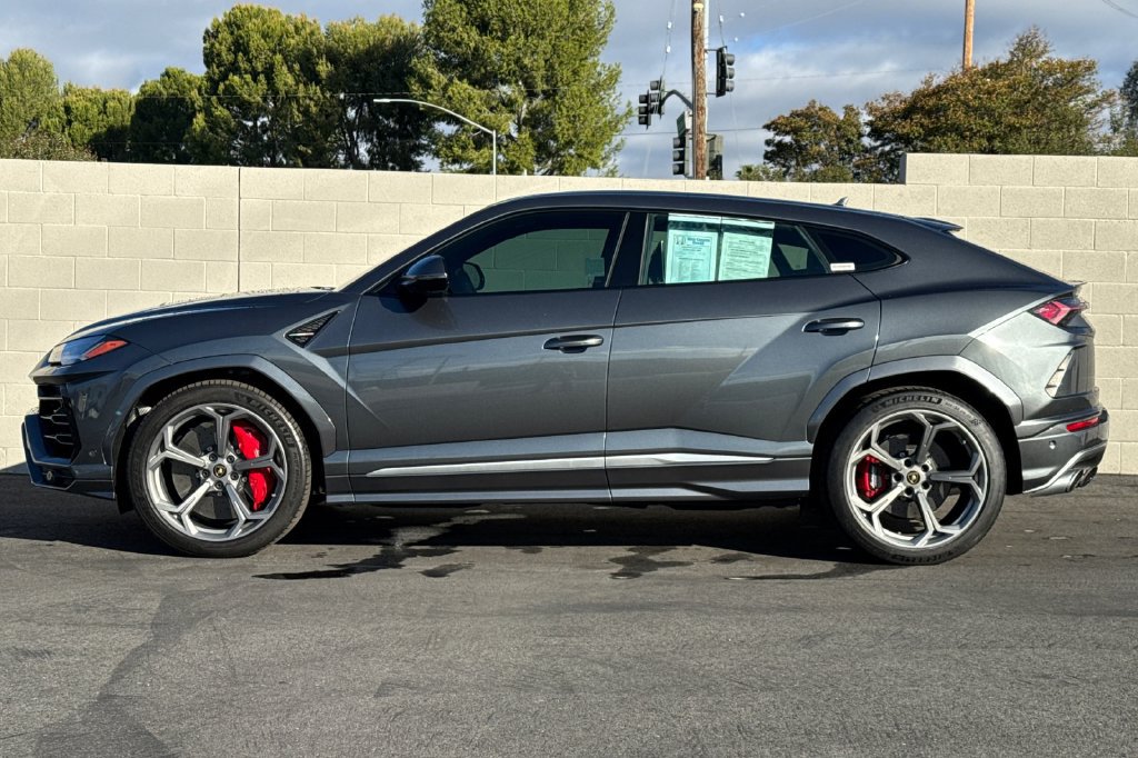 Used 2019 Lamborghini Urus AWD/4WD image 12
