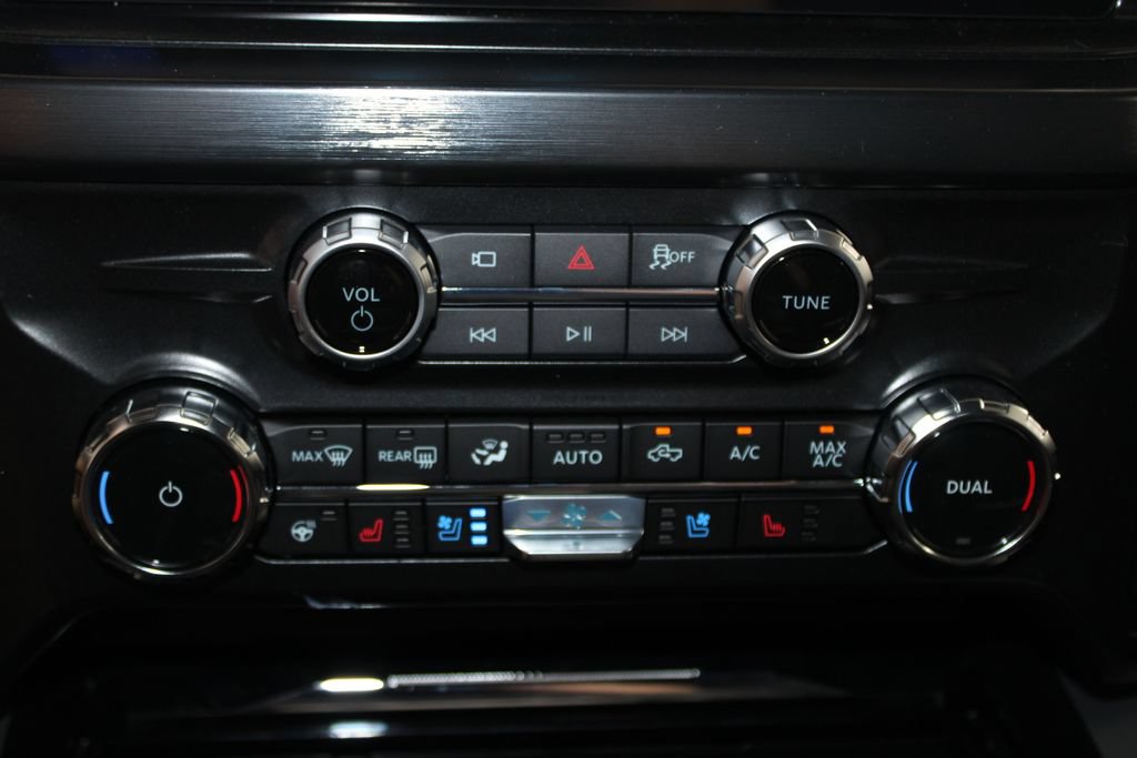 New 2026 Ford F250 Lariat w/ Black Appearance Package AWD/4WD image 50