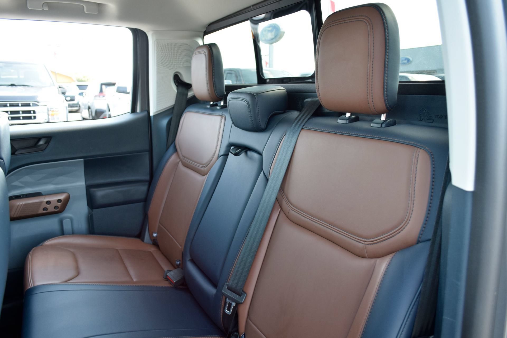 Used 2022 Ford Maverick Lariat w/ Lariat Luxury Package FWD image 18