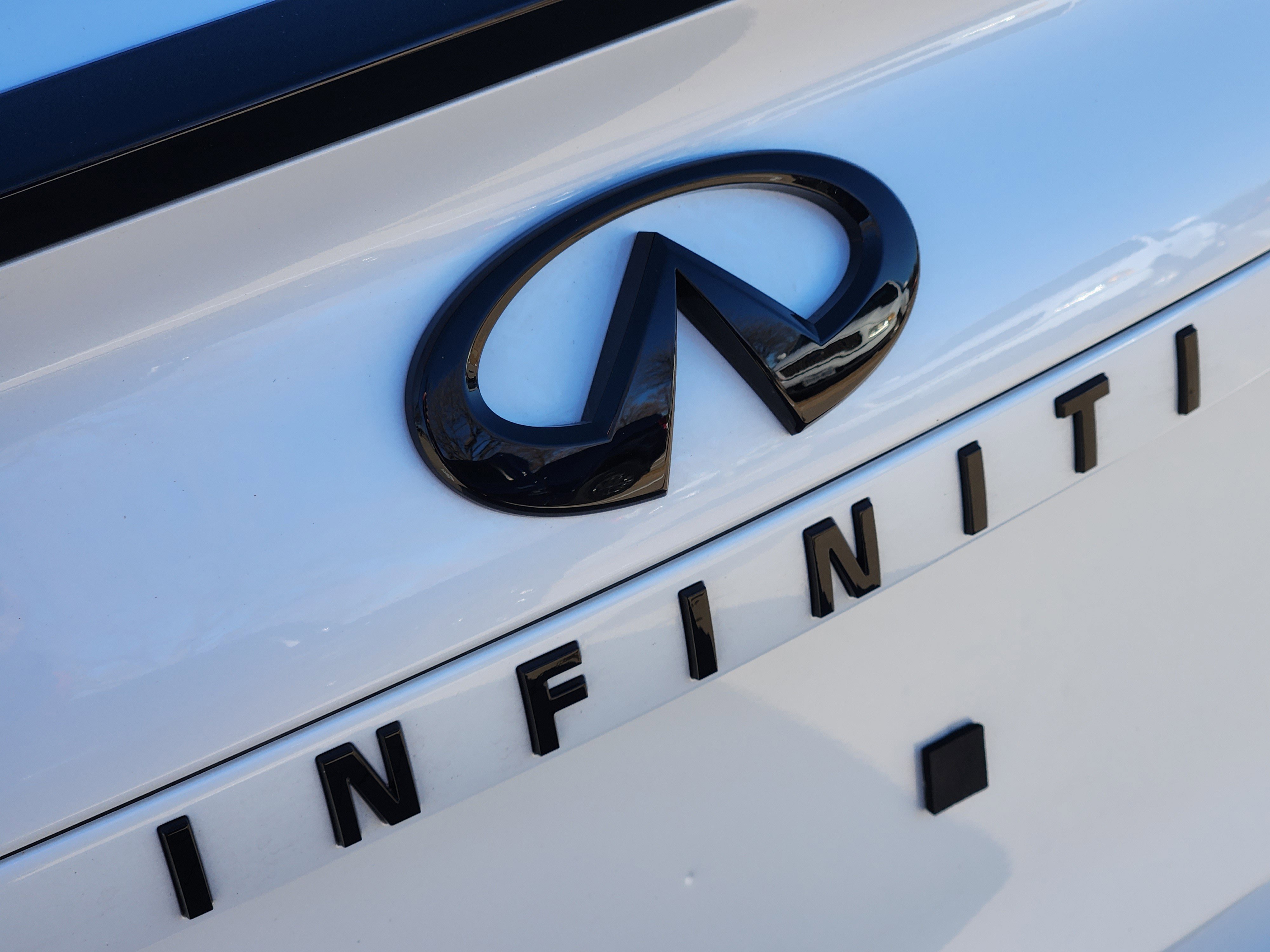 Used 2024 INFINITI QX50 Sport image 12