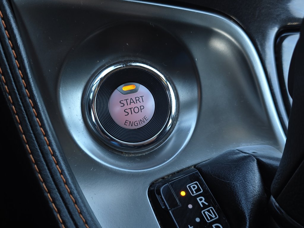 Used 2022 Nissan Maxima SR w/ Sport Mat Group image 28