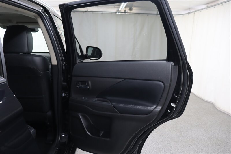 Used 2020 Mitsubishi Outlander GT AWD/4WD image 21
