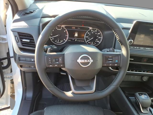 New 2026 Nissan Rogue SV image 18