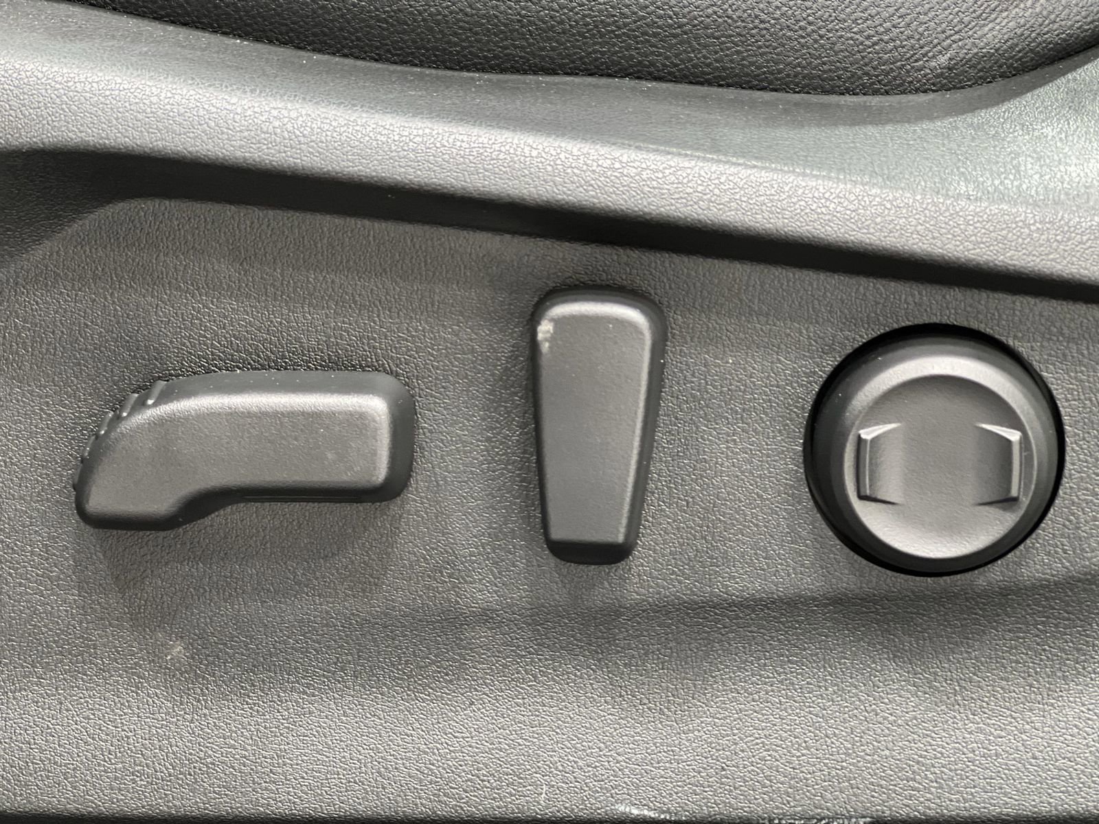 Used 2023 Subaru Forester Sport image 12