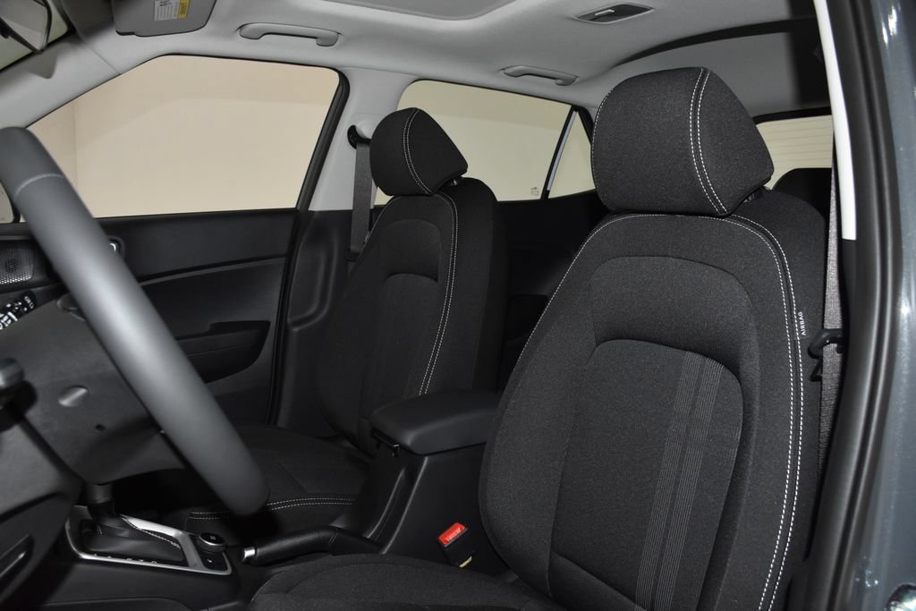 New 2026 Hyundai Venue SEL FWD image 25