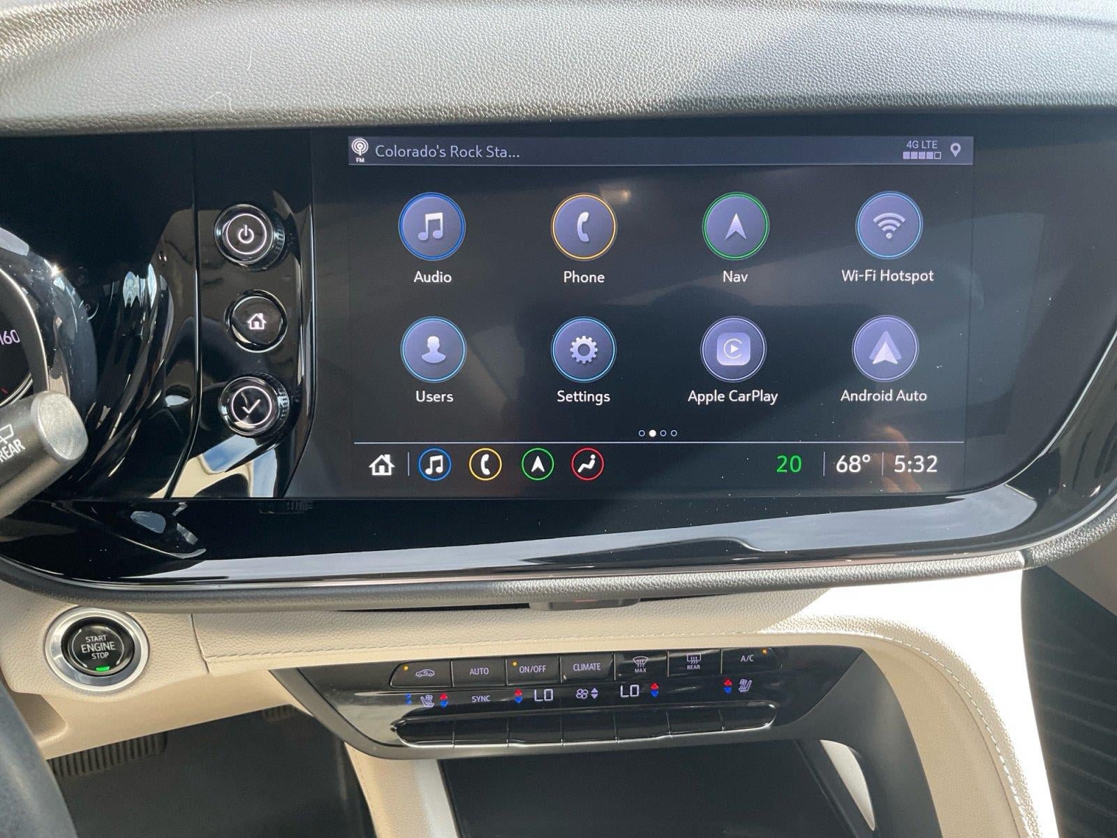 Certified 2021 Buick Envision Avenir w/ Technology Package II AWD/4WD image 17