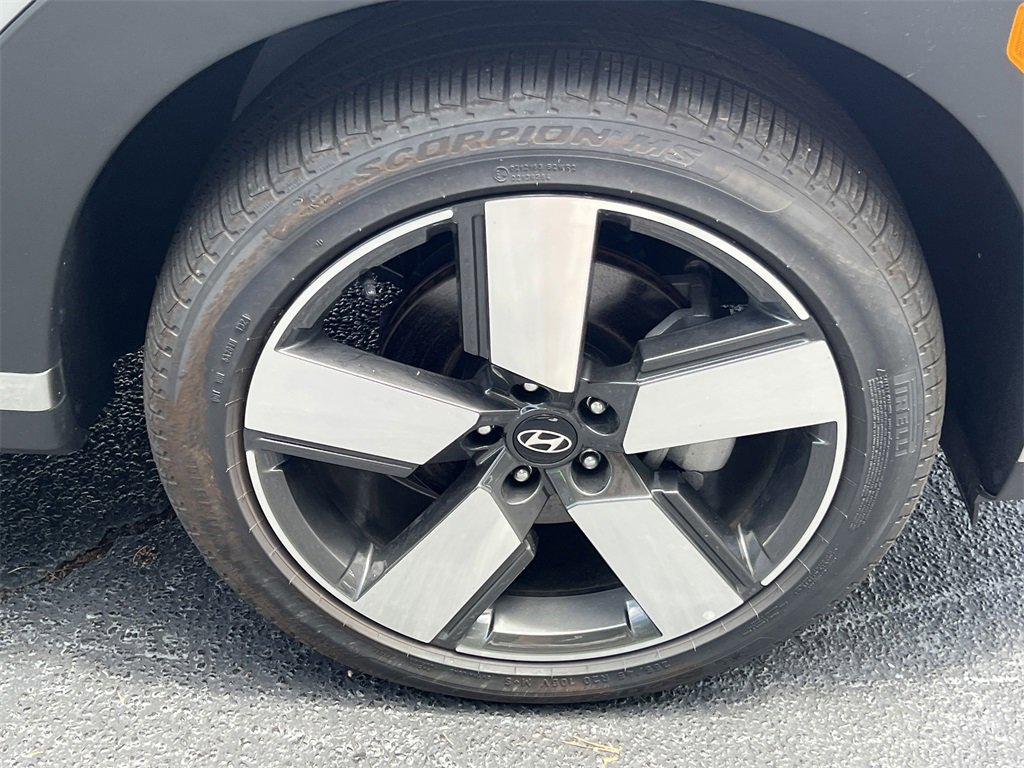 Used 2024 Hyundai Santa Fe Limited image 14