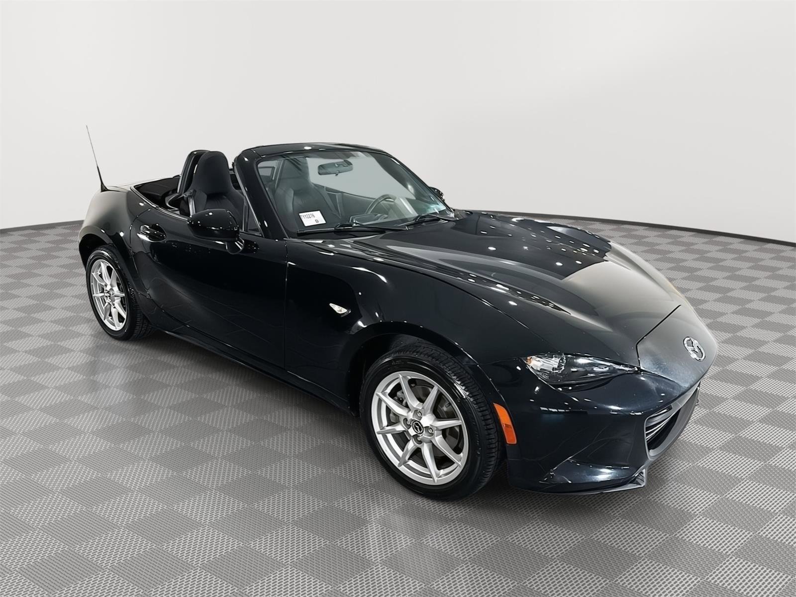 Used 2016 MAZDA MX-5 Miata Sport RWD image 28