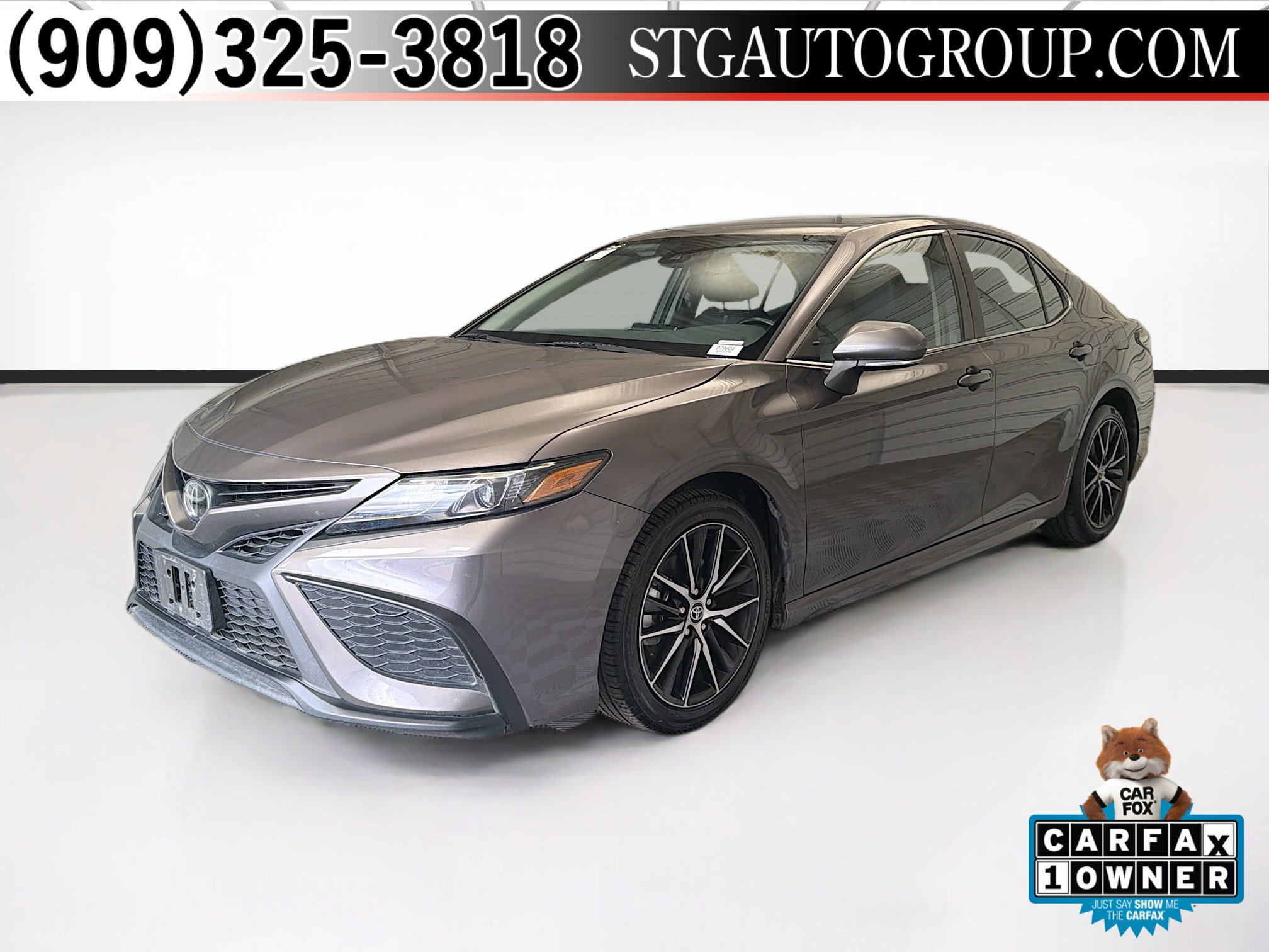 Used 2024 Toyota Camry SE
