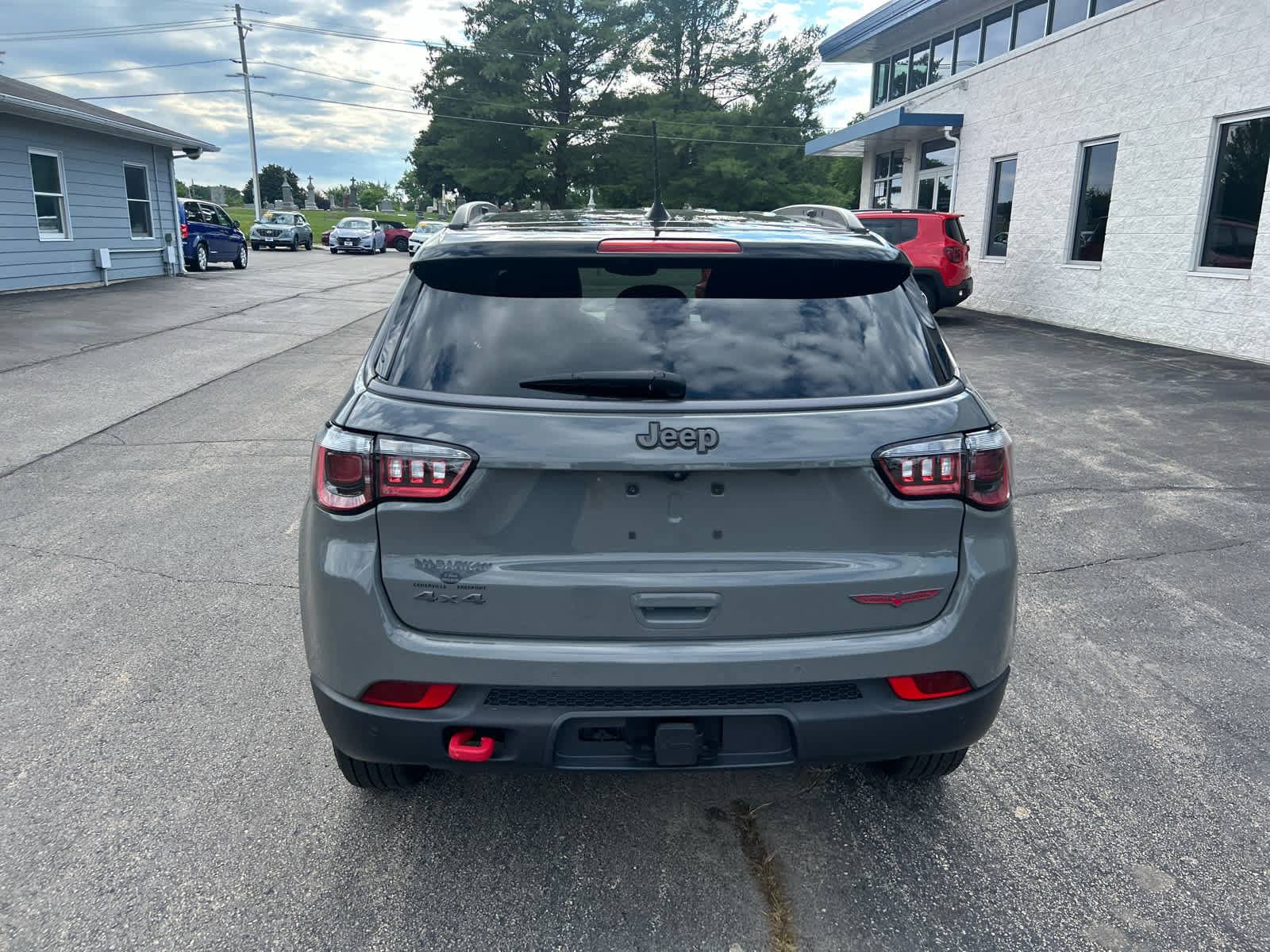 Used 2022 Jeep Compass Trailhawk w/ Trailer Tow Group AWD/4WD image 4