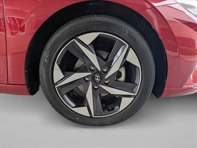 Used 2023 Hyundai Elantra SEL w/ Convenience Package FWD image 22
