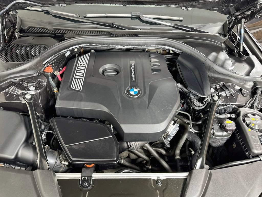 Used 2017 BMW 530i xDrive AWD/4WD image 17