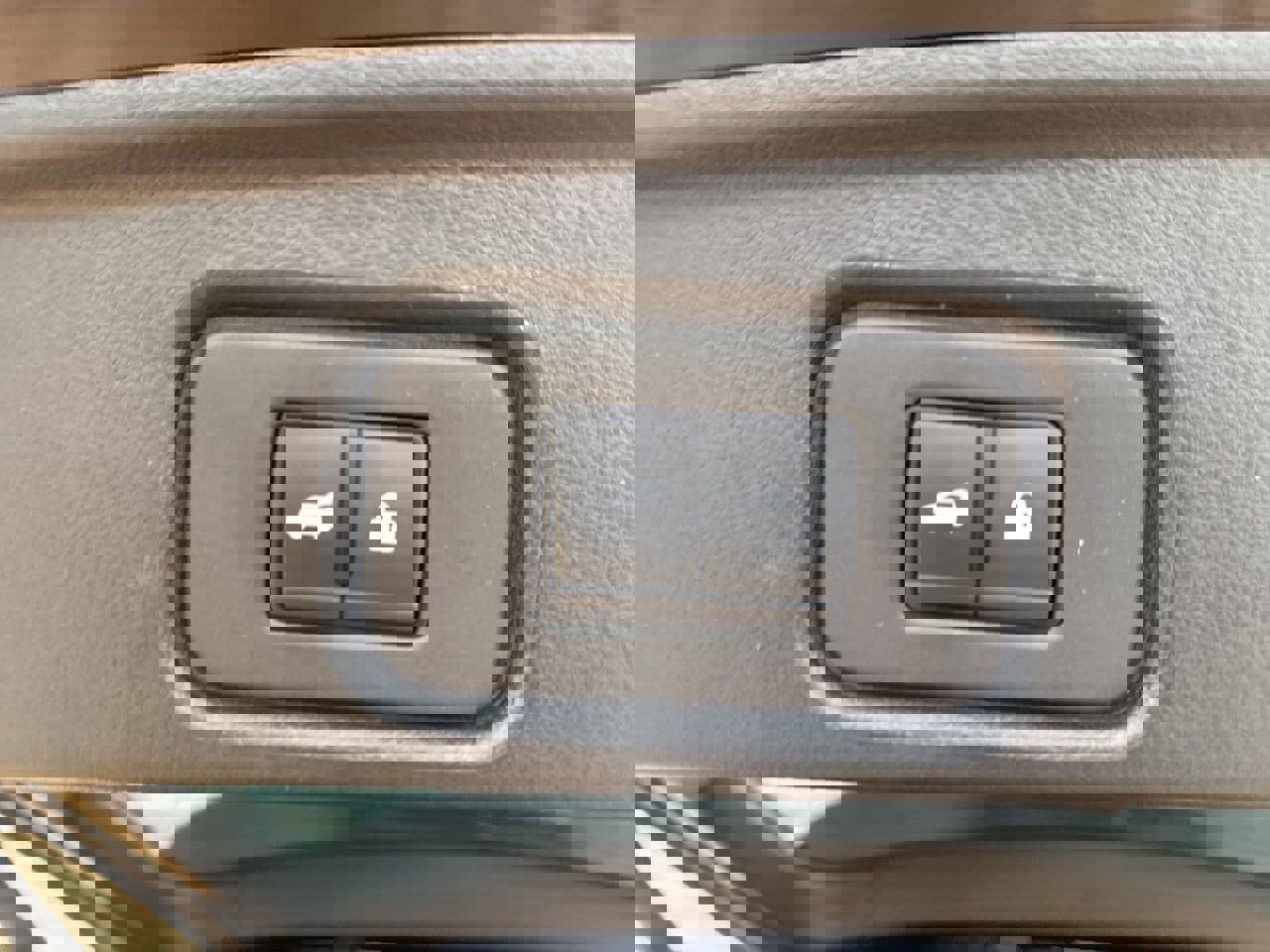 Certified 2025 Nissan Pathfinder Rock Creek image 37