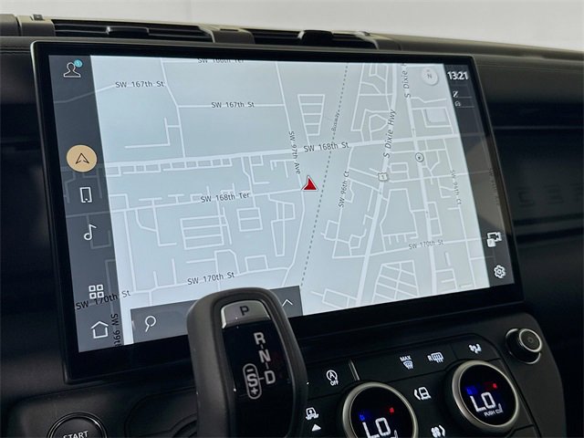 New 2026 Land Rover Defender 110 X-Dynamic SE image 16