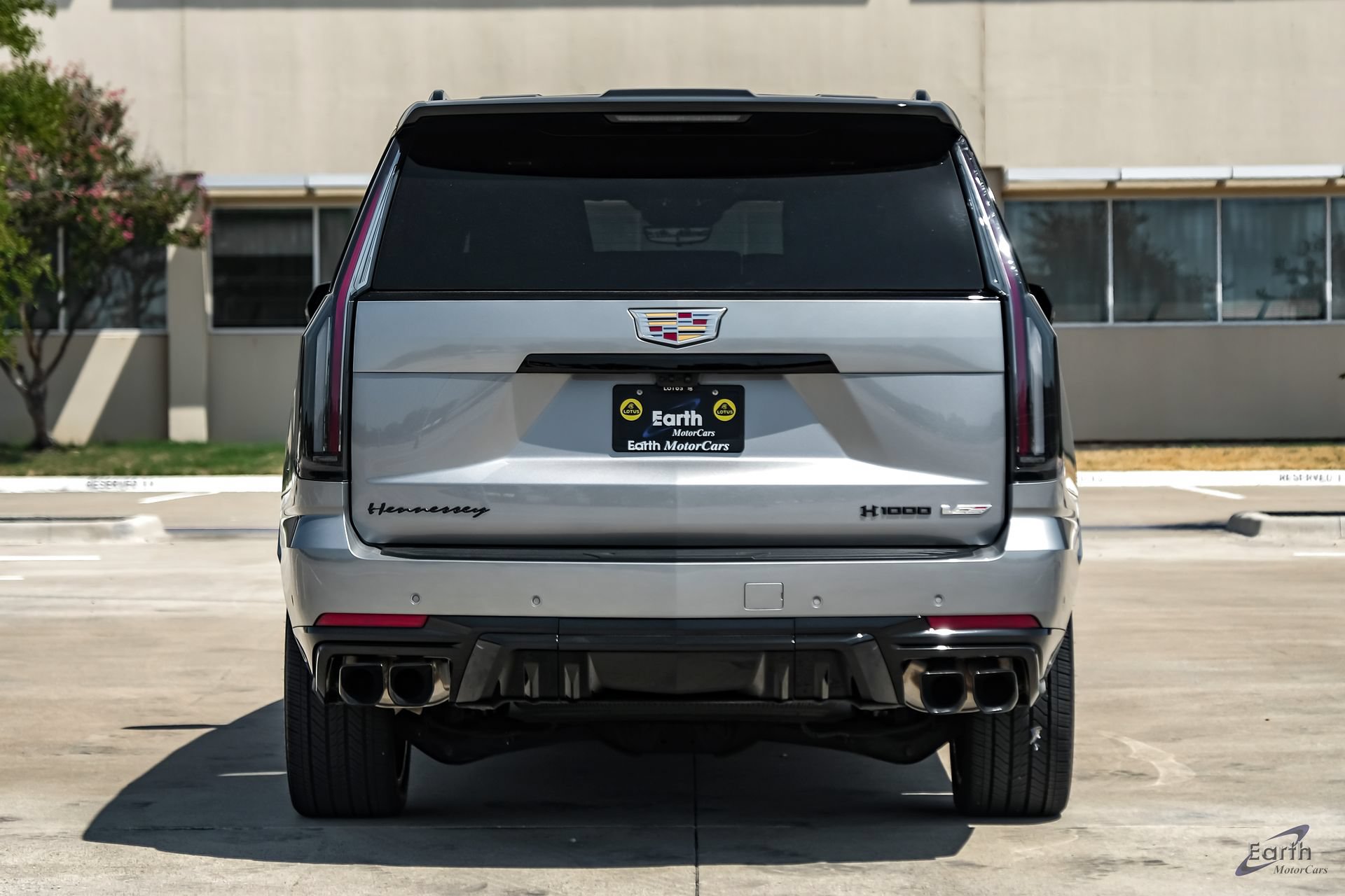 Used 2025 Cadillac Escalade V w/ LPO, Floor Liner Package AWD/4WD image 11