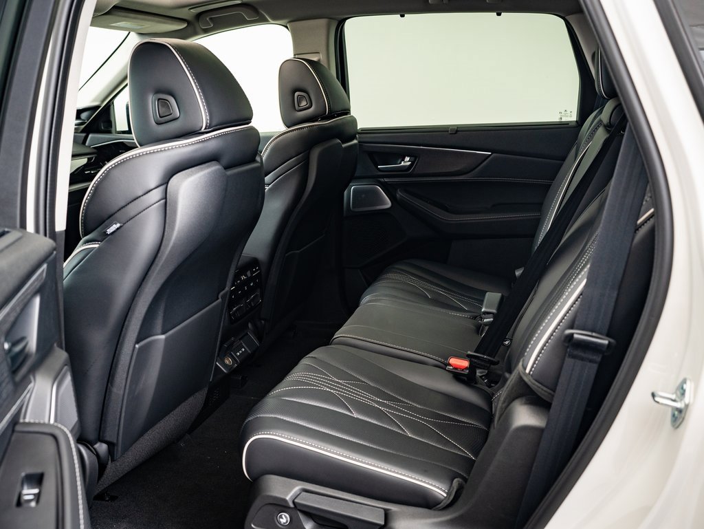 Certified 2025 Acura MDX SH-AWD w/ Advance Package image 34