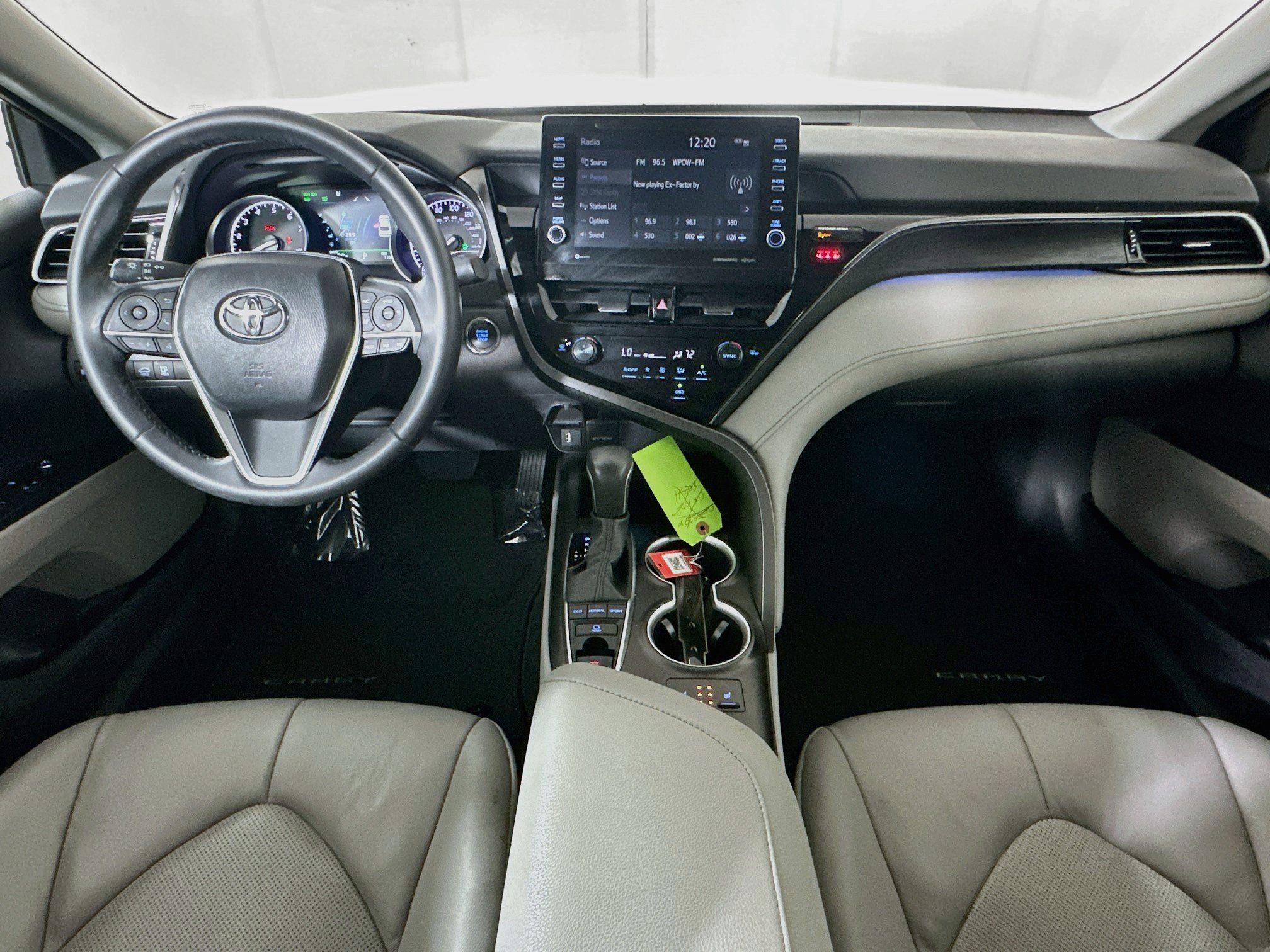 Used 2023 Toyota Camry XLE FWD image 27