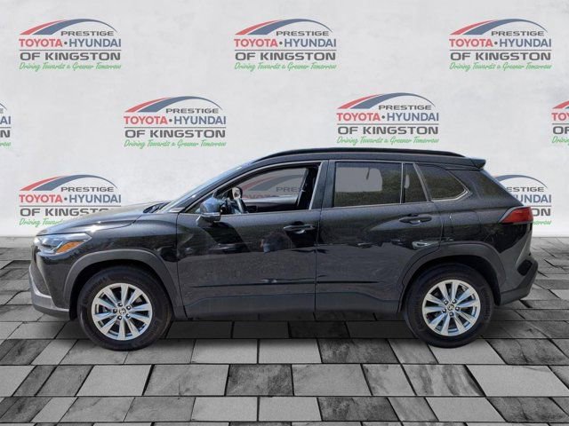 Certified 2023 Toyota Corolla Cross LE AWD/4WD image 7