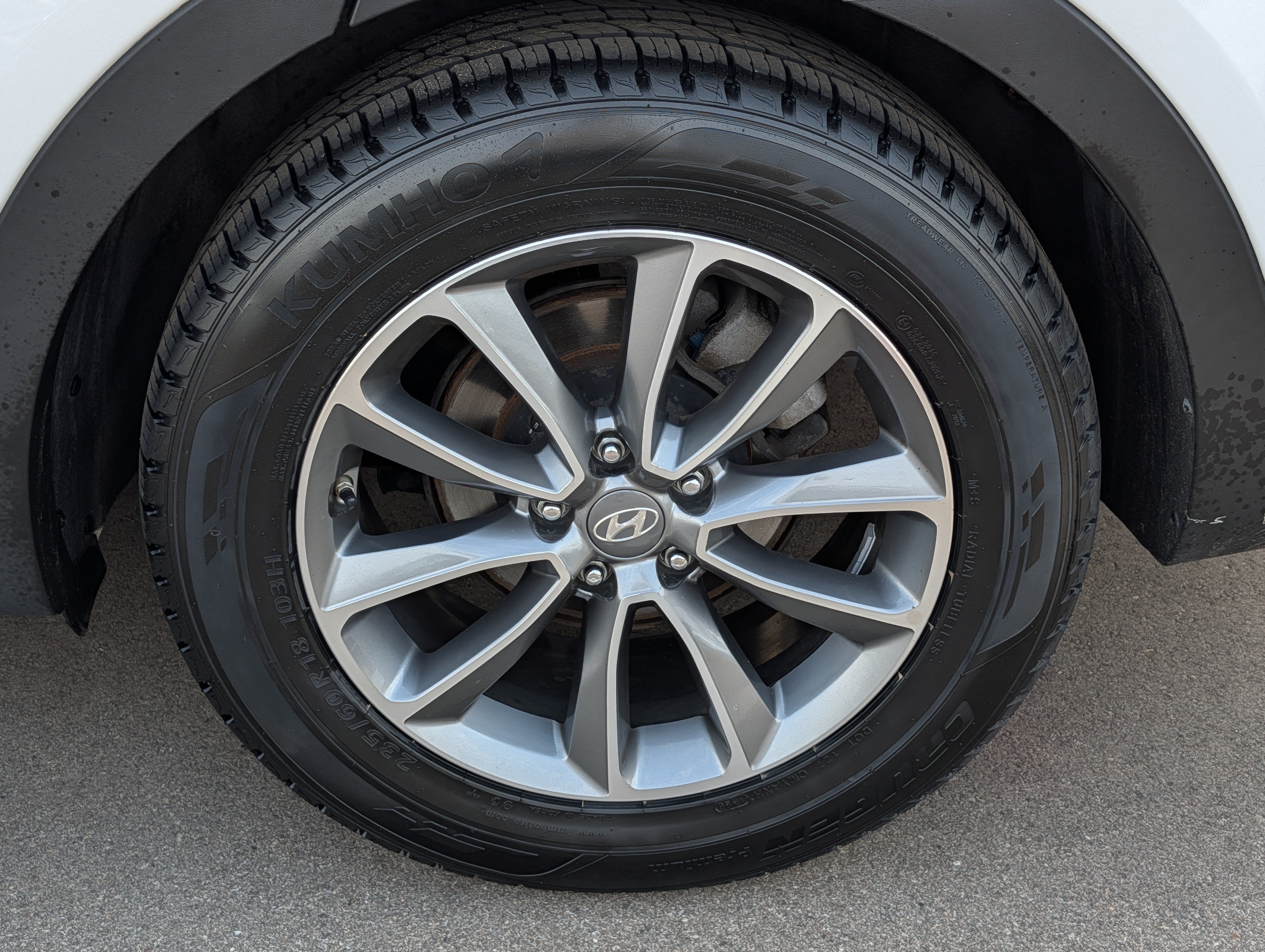 Used 2018 Hyundai Santa Fe SE AWD/4WD image 15