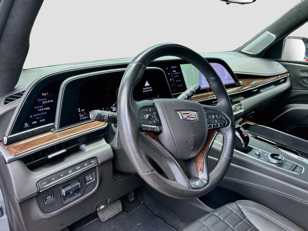 Used 2023 Cadillac Escalade Sport Platinum AWD/4WD image 9