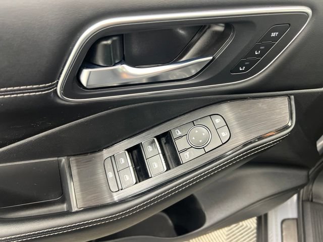 Used 2023 Nissan Rogue Platinum w/ Platinum Premium Package AWD/4WD image 13