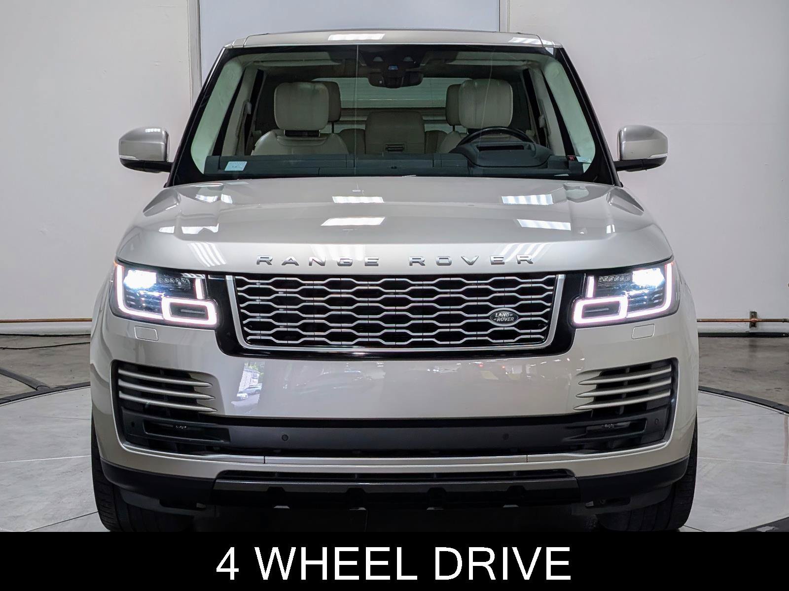 Used 2020 Land Rover Range Rover HSE AWD/4WD image 3
