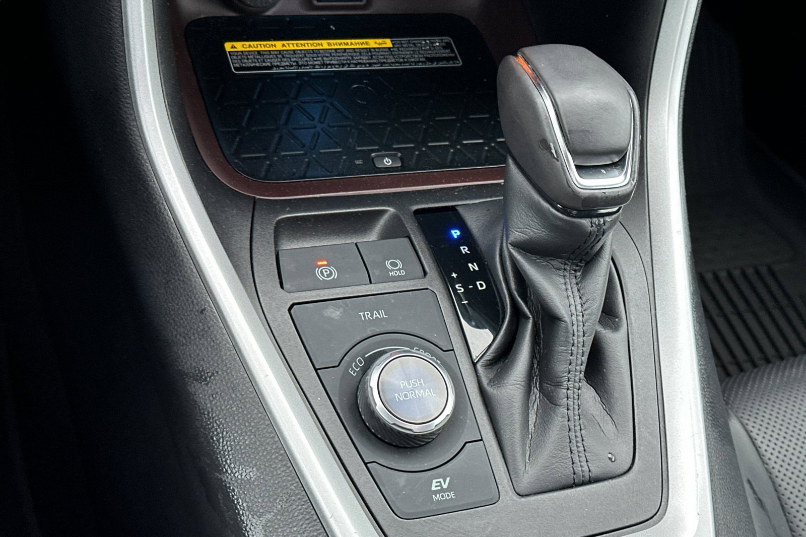 Used 2021 Toyota RAV4 Limited image 24