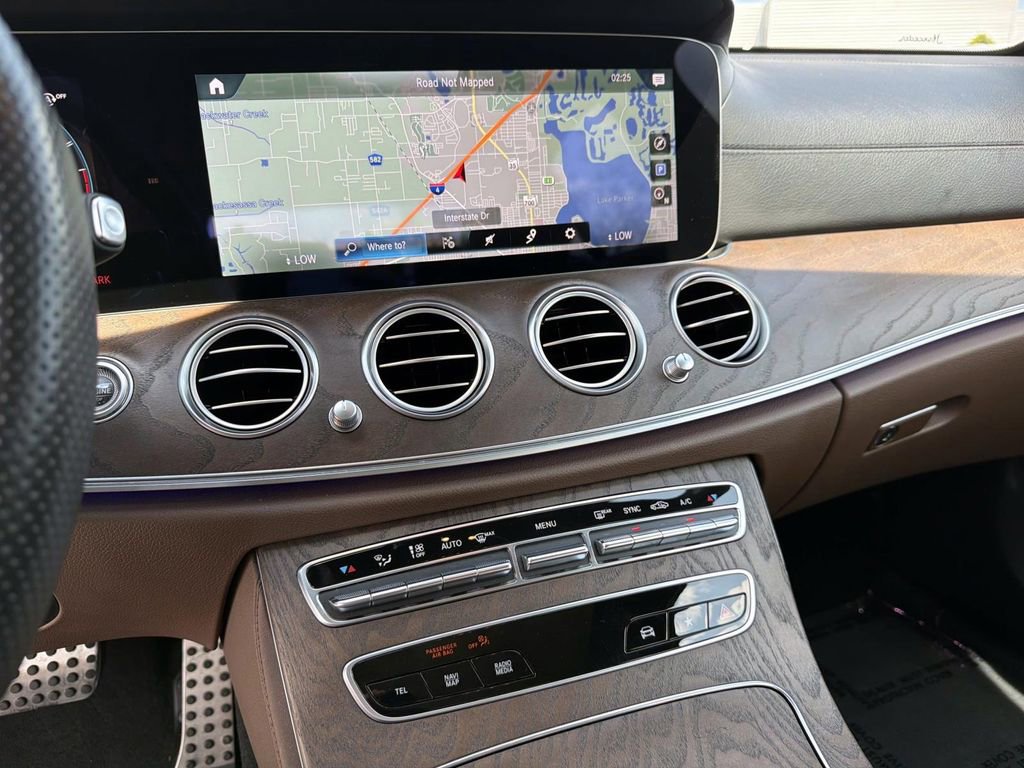 Used 2023 Mercedes-Benz E 53 AMG 4MATIC Sedan image 23