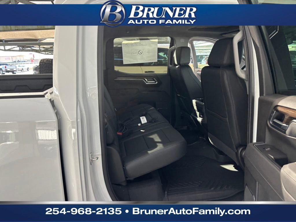 New 2026 Chevrolet Silverado 1500 LT Trail Boss w/ Convenience Package II image 18