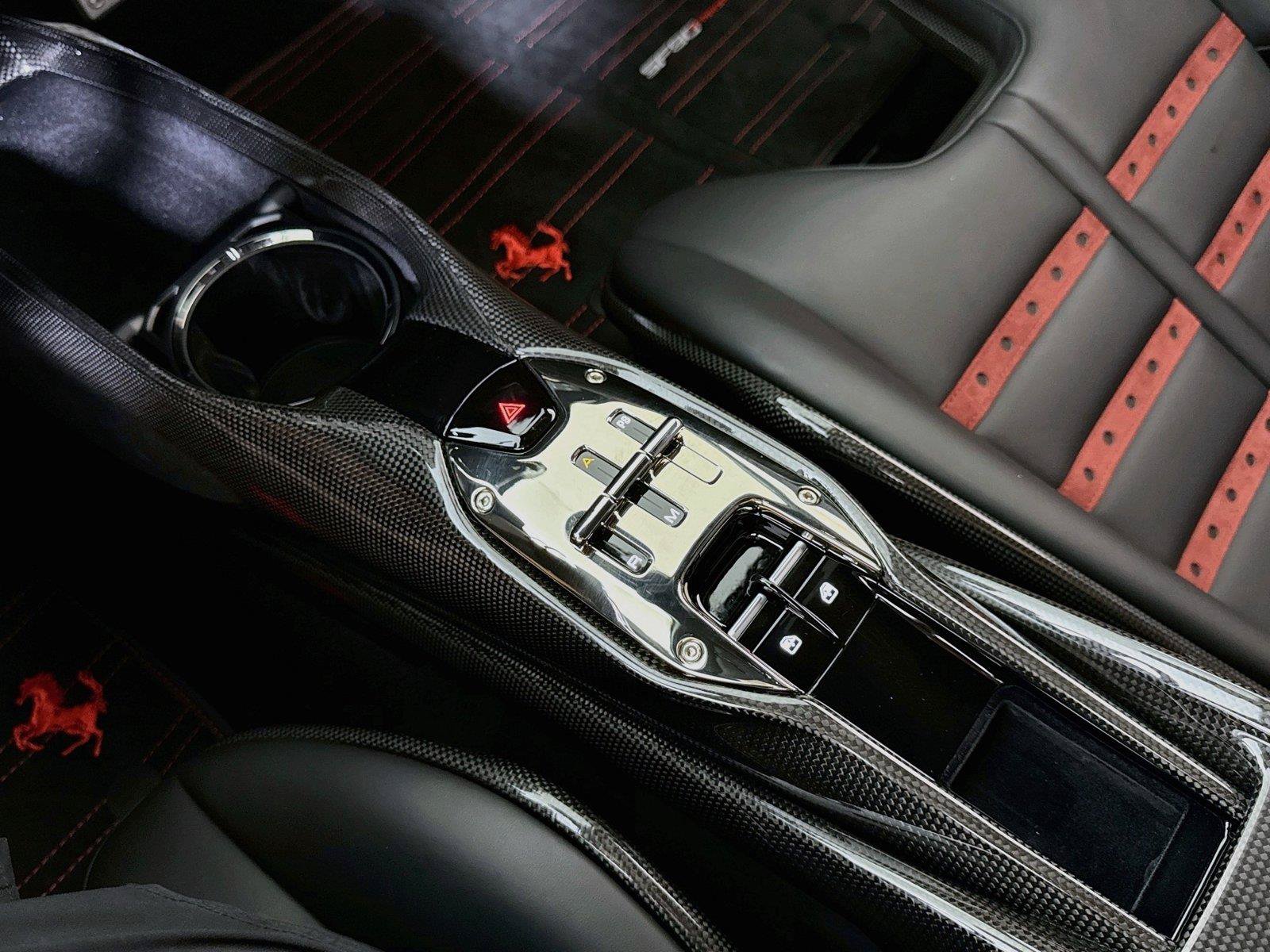 Used 2022 Ferrari SF90 Stradale AWD/4WD image 21