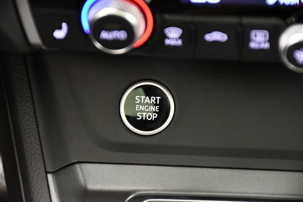 Used 2025 Audi Q3 2.0T Premium Plus w/ Premium Plus Package image 30