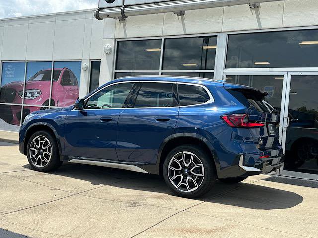 Certified 2025 BMW X1 xDrive28i w/ Premium Package AWD/4WD image 7