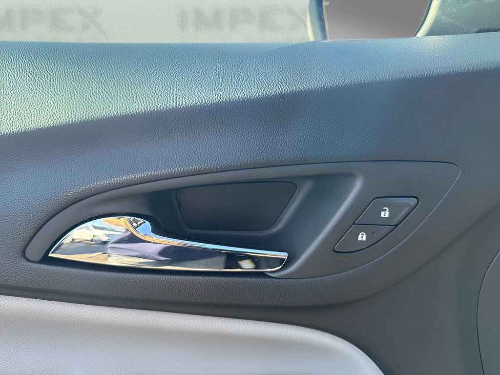 Used 2024 Chevrolet Equinox LS FWD image 10
