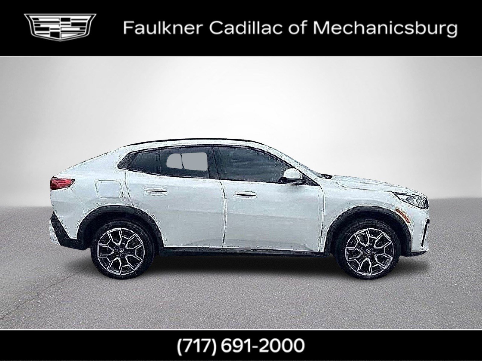 Used 2024 BMW X2 xDrive28i w/ Premium Package AWD/4WD image 5