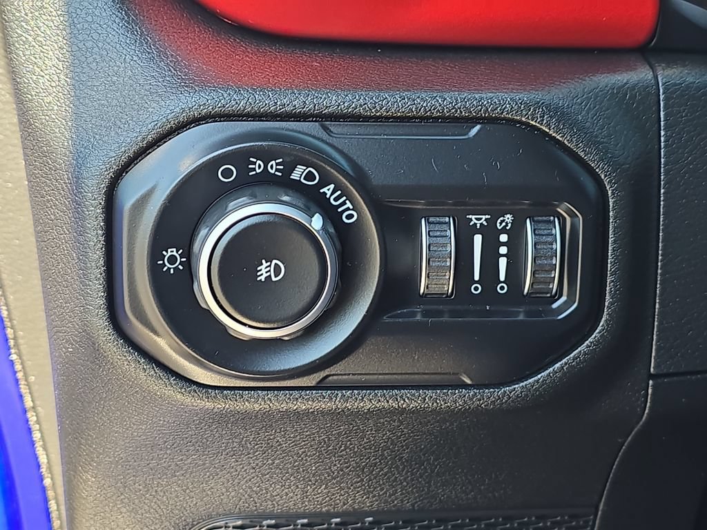 Used 2020 Jeep Wrangler Unlimited Rubicon w/ Safety Group AWD/4WD image 27