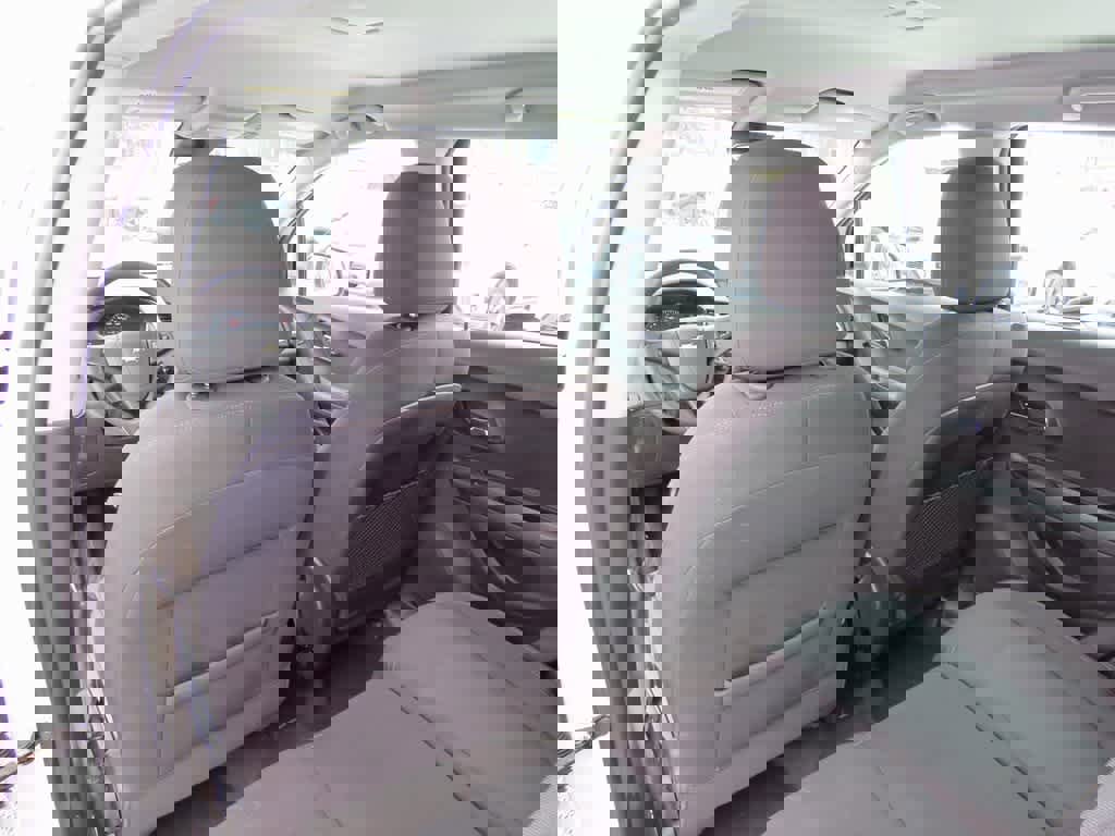 Used 2018 Chevrolet Trax LS image 14