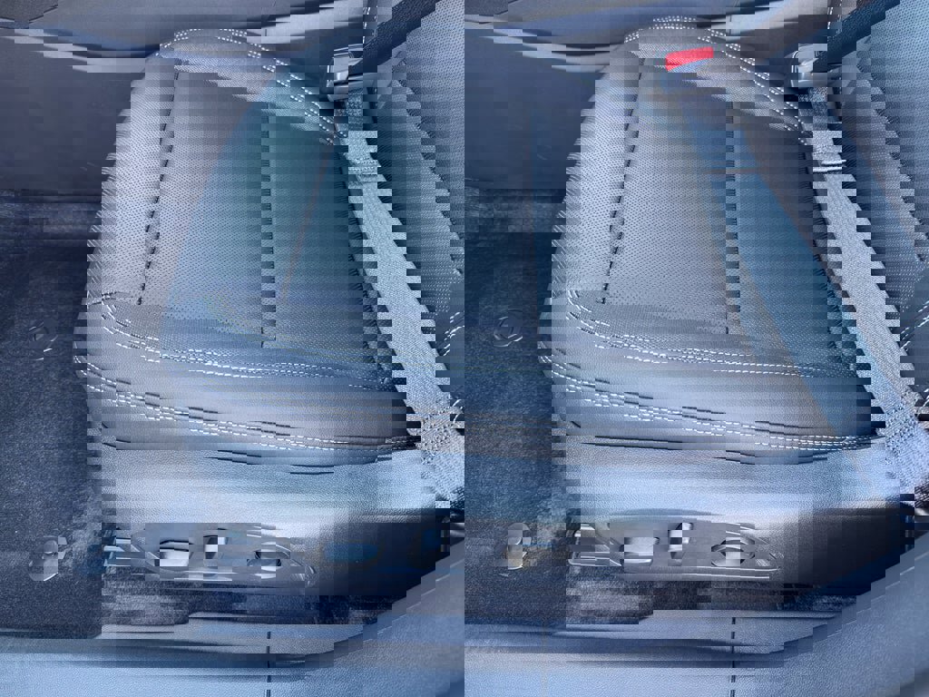 New 2026 Chevrolet Blazer EV LT image 13