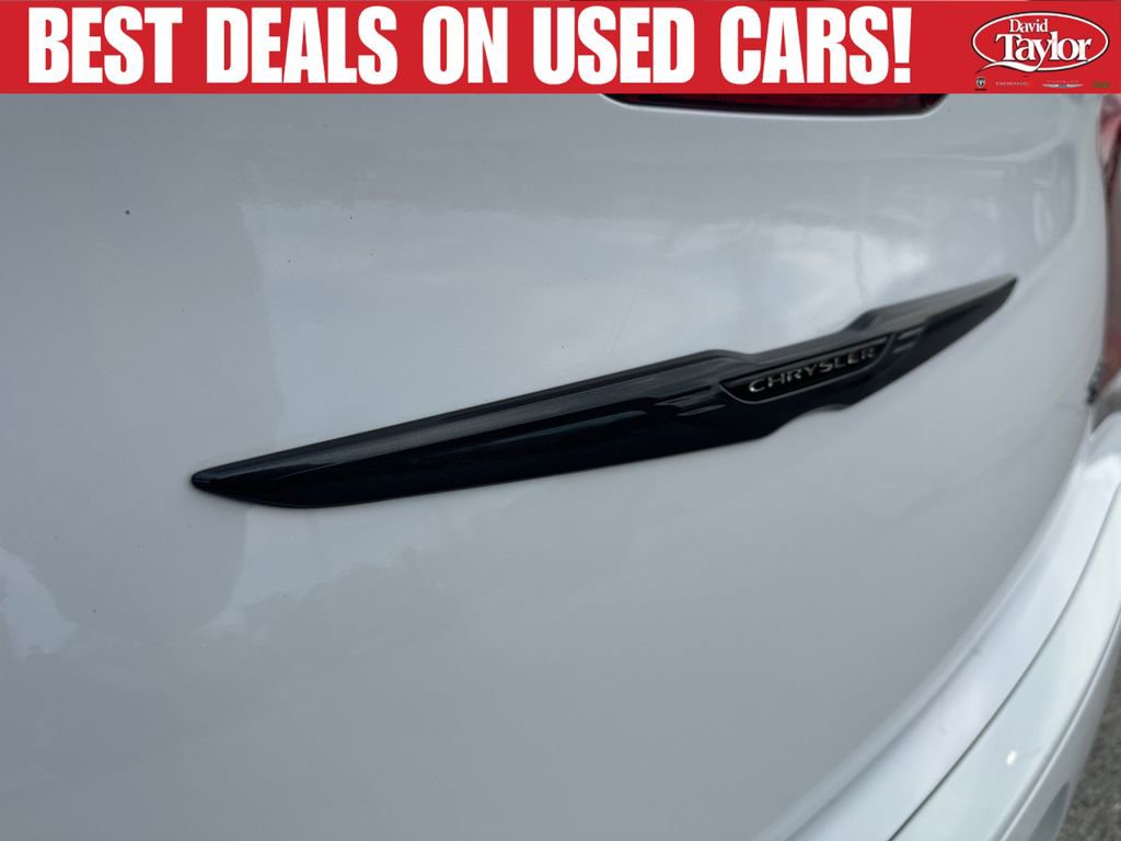 Used 2021 Chrysler 300 Touring w/ Sport Appearance Package RWD image 34