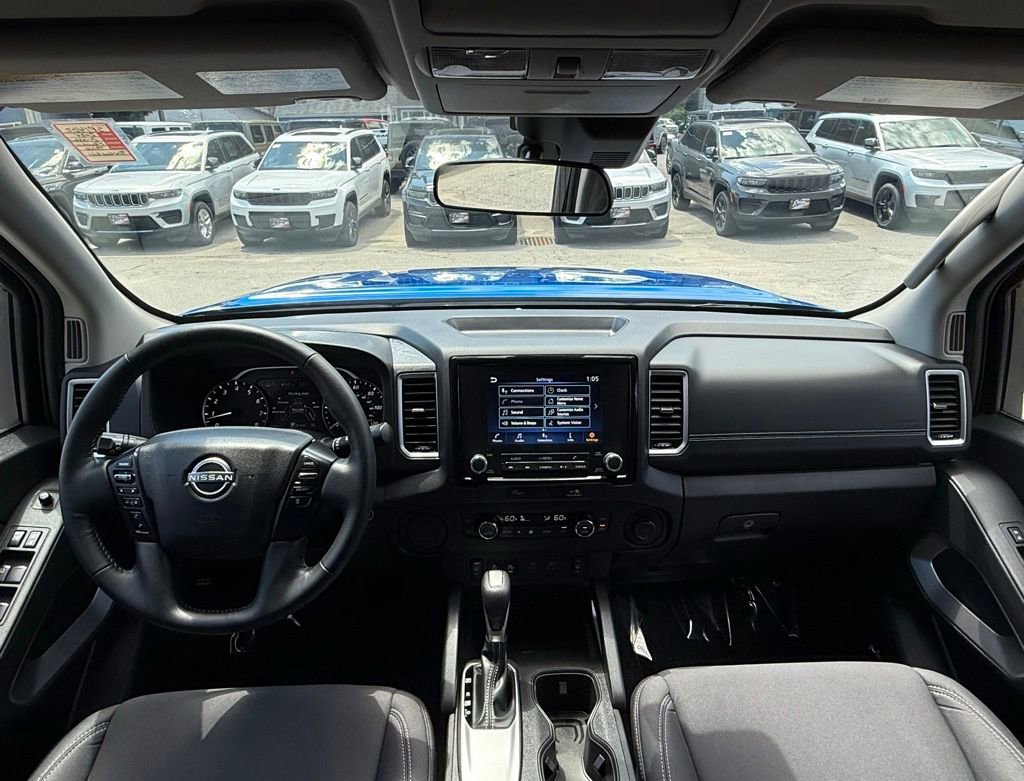 Used 2024 Nissan Frontier SV w/ Technology Package image 22