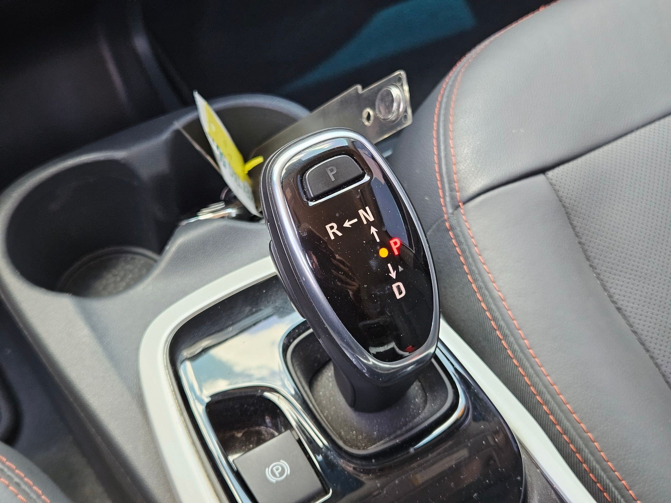 Certified 2019 Chevrolet Bolt Premier w/ Infotainment Package FWD image 22