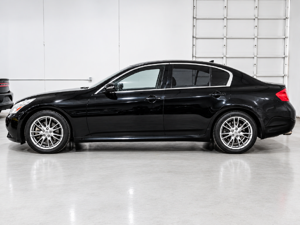 Used 2007 INFINITI G35 Sport w/ Premium Pkg RWD image 2